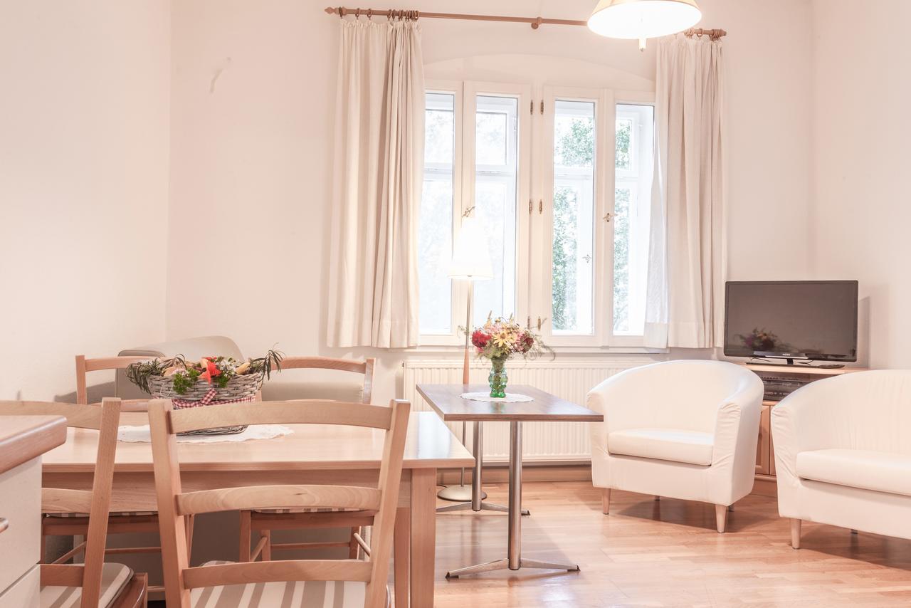Gaestehaus Villa Rose Durrrohrsdorf Room photo